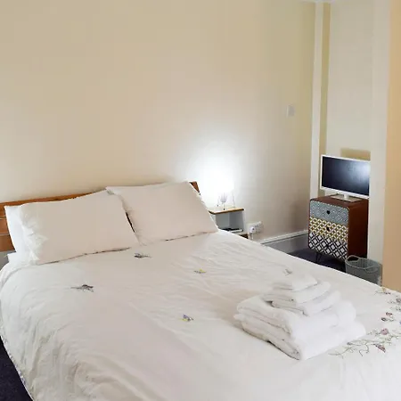 The Den بيت للعطل